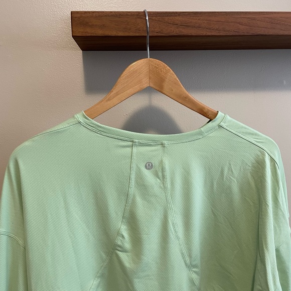 Lululemon Abrasion-Resistant Training Long-Sleeve Shirt - Picture 2 of 2